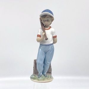 LLADRO BOY BASEBALL FIGURINE